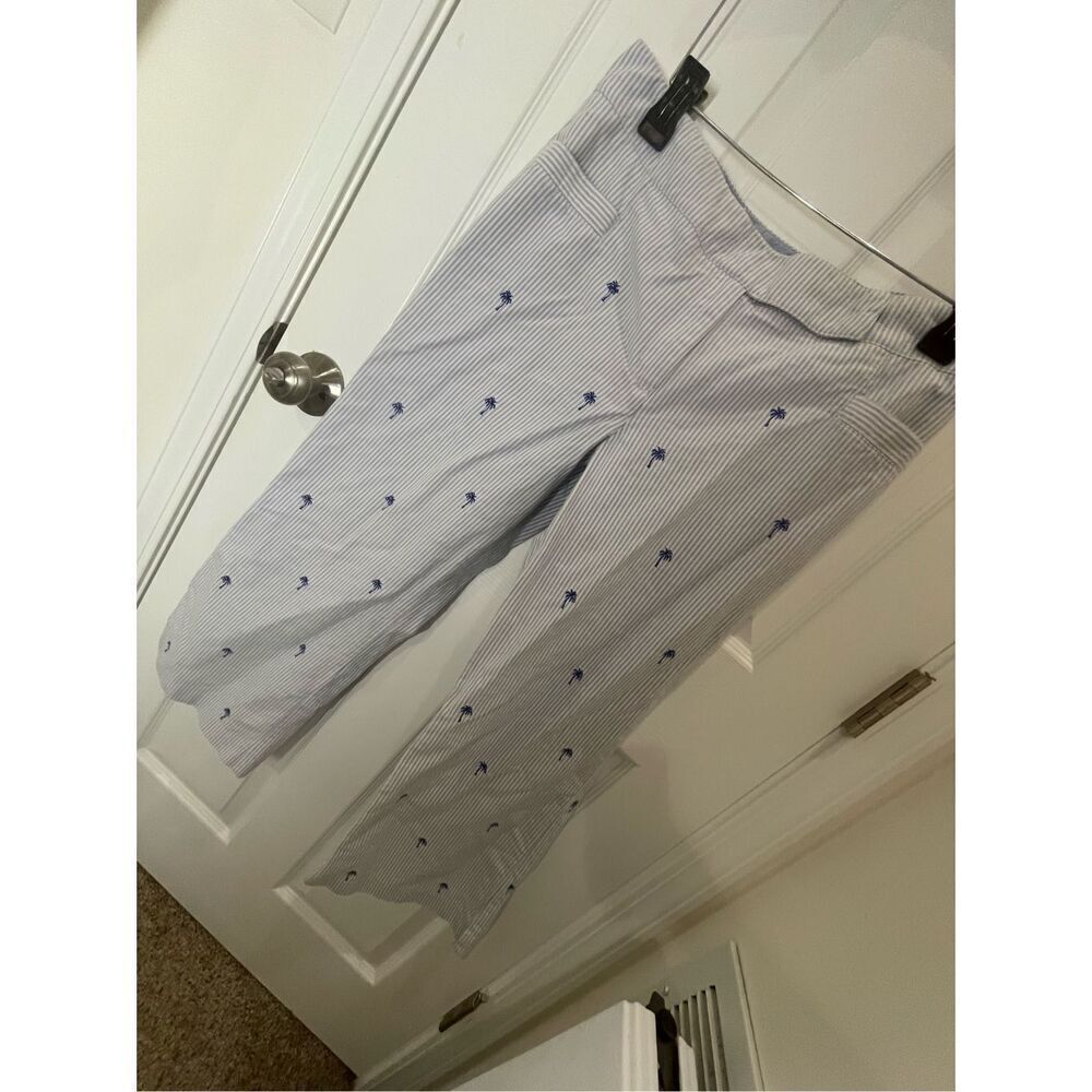 Tommy Hilfiger women’s capris light blue white striped with palm trees embroider